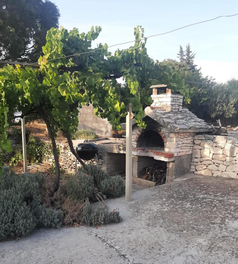 Apartmani Ino Škrip Exterior foto