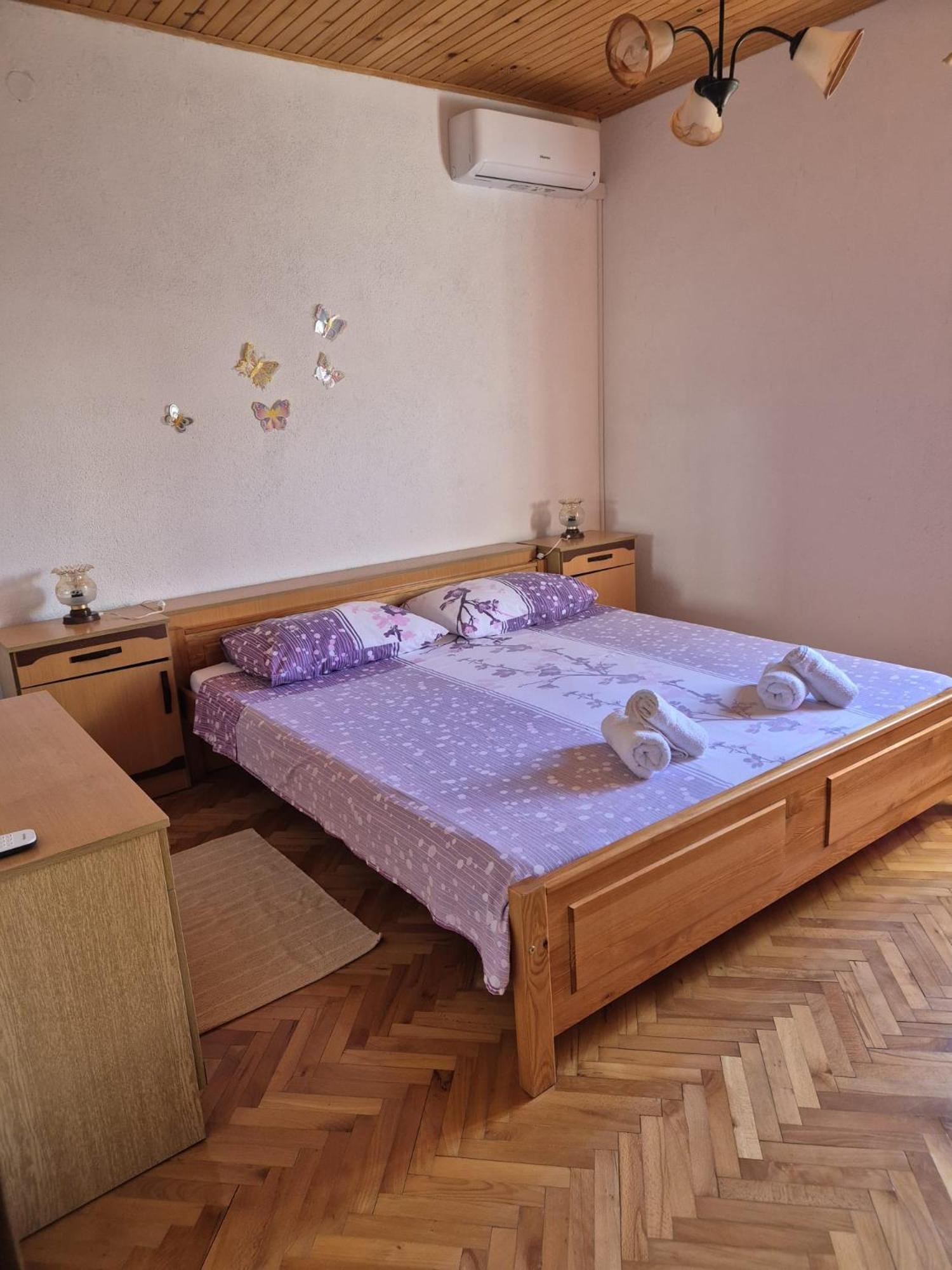 Apartmani Ino Škrip Exterior foto